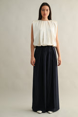 KAMARI SHOULDER PADDED PLEAT DRETAIL SLEEVELESS TOP
