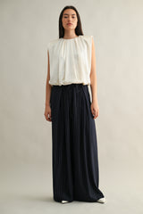 KAMARI SHOULDER PADDED PLEAT DRETAIL SLEEVELESS TOP