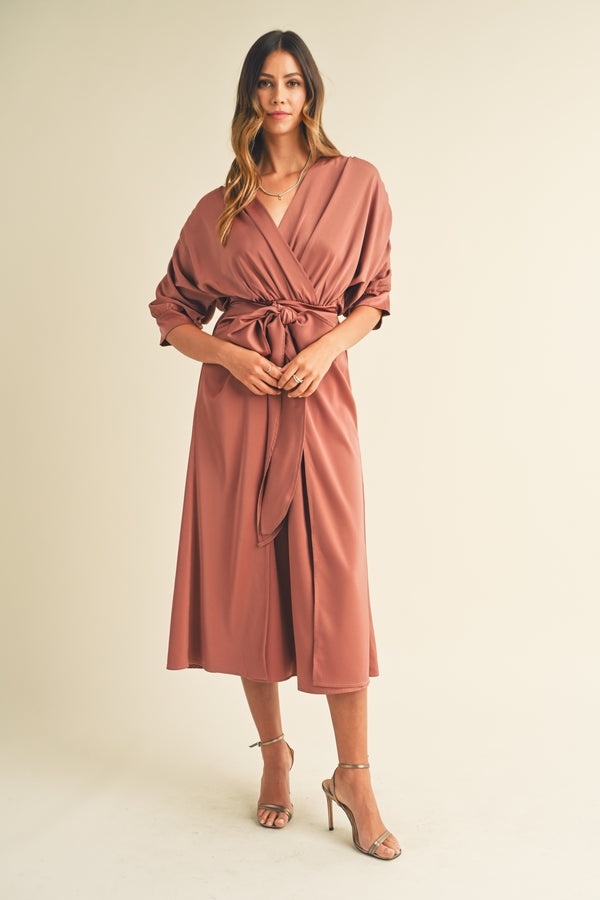 SEN V NECK FRONT TIE MIDI DRESS