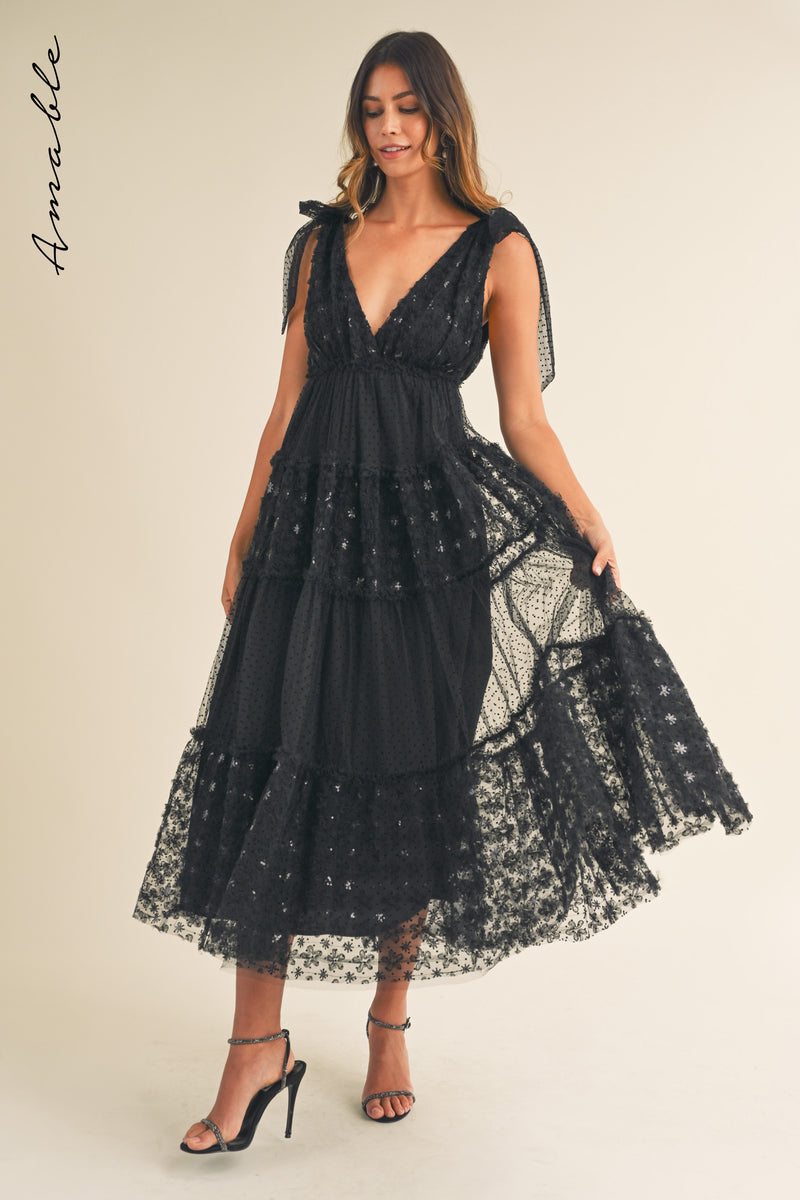 SOLENE FLORAL TEXTURED TIERED MAXI DRESS