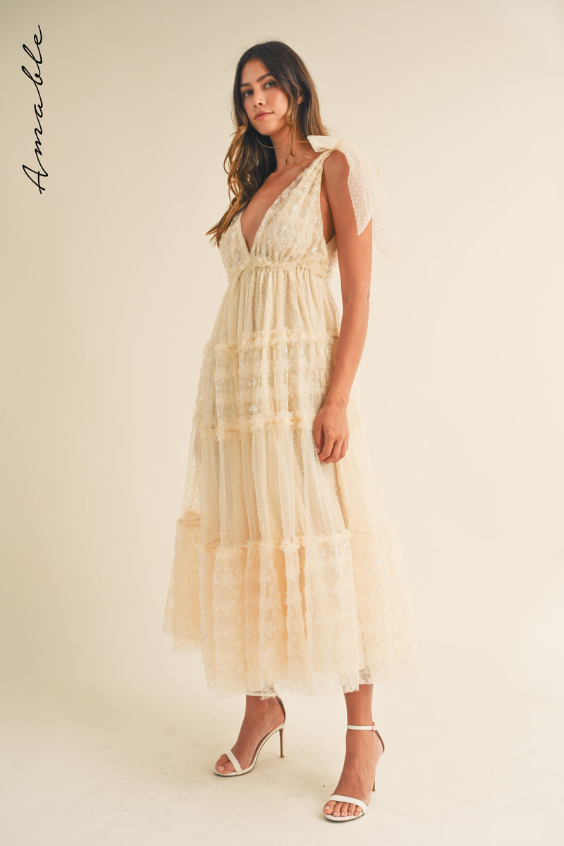 SOLENE FLORAL TEXTURED TIERED MAXI DRESS