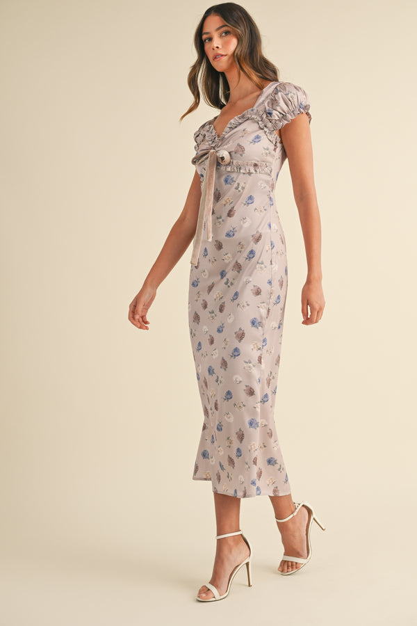 TENESIA FLORAL SWEETHEART NECKLINE MIDI DRESS