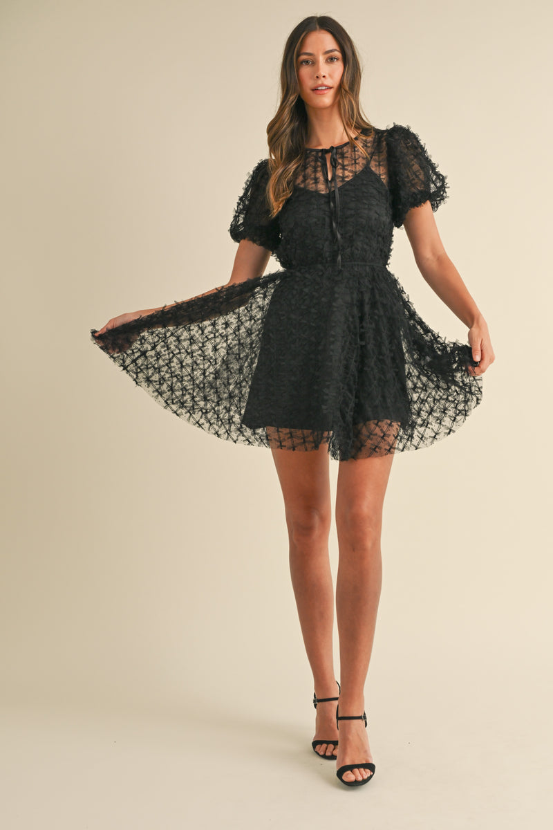 IDONY BOW PUFF SLEEVE MINI DRESS