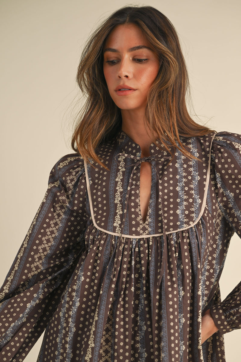 LILLY PRINTED BANDED CUFF LONG SLEEVE MINI DRESS