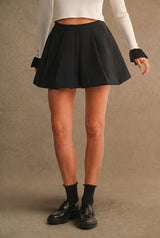 LAILA PLEATED MINI SKORT