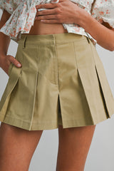 NELLY TWILL PLEATED SHORTS