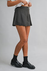 ROBIN STRIPE PLATED SHORTS