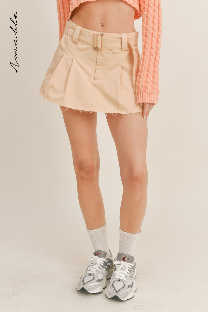 LILAH LOW RISE BELT MINI SKORT