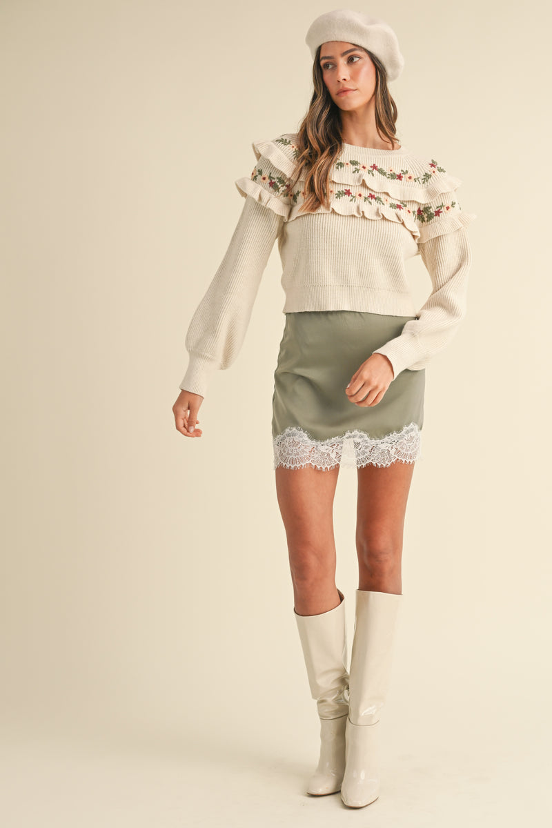 VONNI SCALLOP LACE TRIMMED SATIN MINI SKIRT
