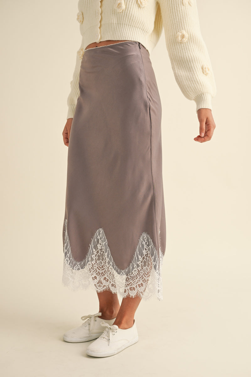 GISELE SCALLOP LACE TRIMMED SATIN MIDI SKIRT