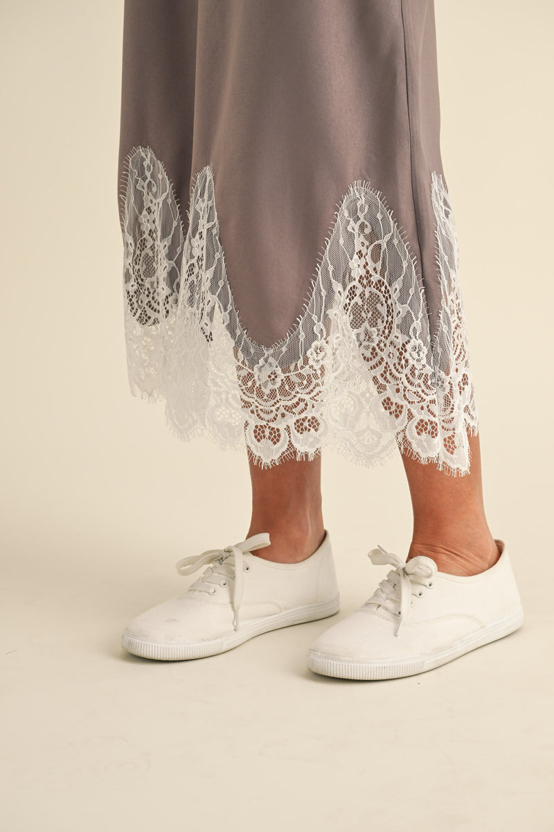 GISELE SCALLOP LACE TRIMMED SATIN MIDI SKIRT