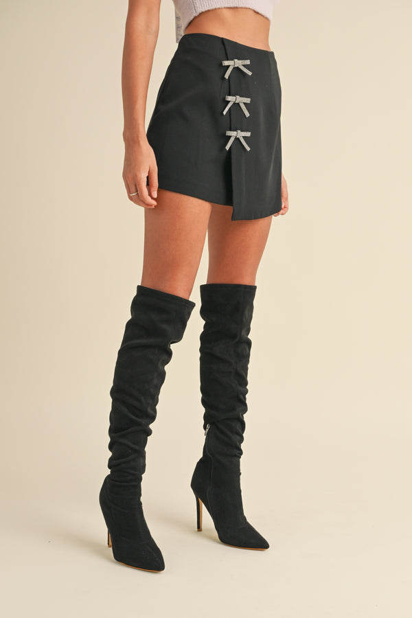 MARLEY BOW APPLIQUE MINI SKIRT