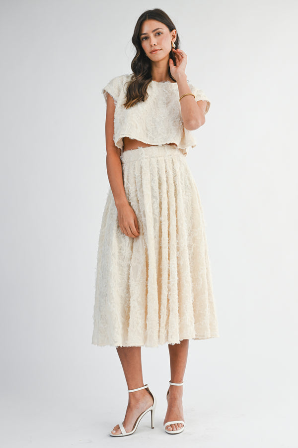 YARETZI APPLIQUE CROP TOP SKIRT SET