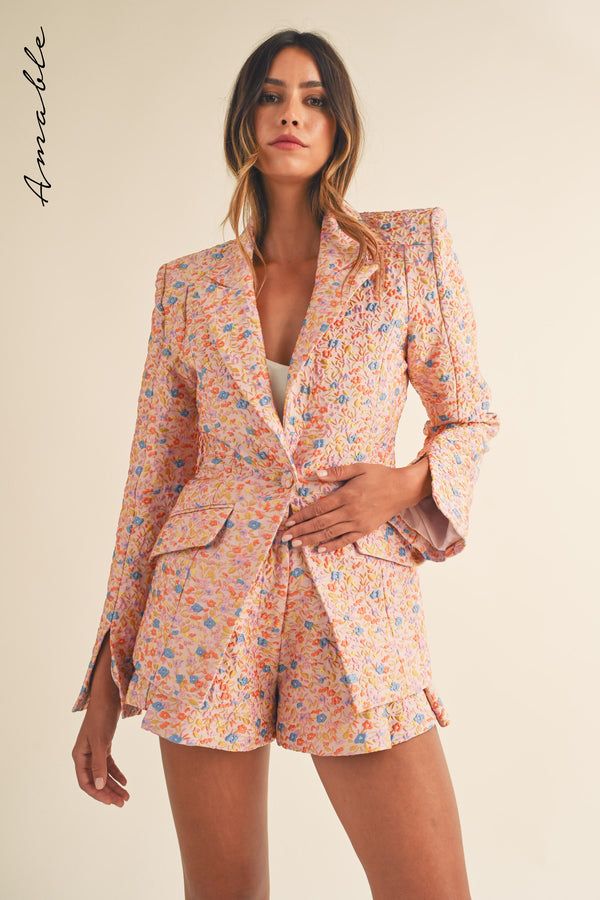 FLORAL JACQUARD JACKET AND SHORTS SET