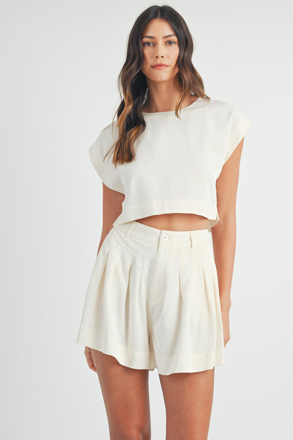 LAUREL CROP TOP AND PLEATED SHORTS SET