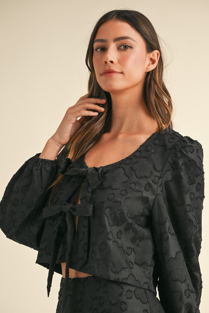 KRISSA PUFF LONG SLEEVE TOP WHIT BALLOON SKIRT