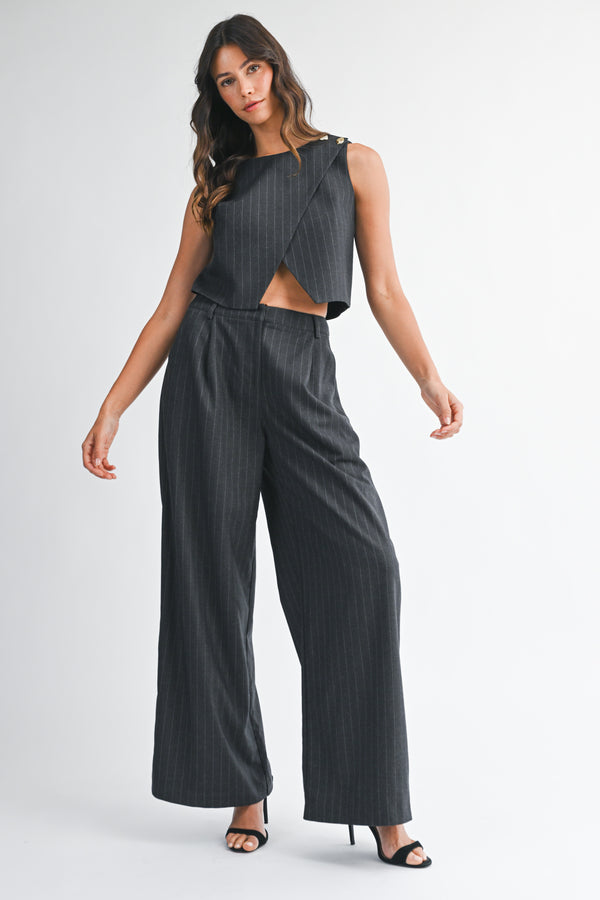 GALA SLEEVELESS WRAP TOP AND PANTS SET
