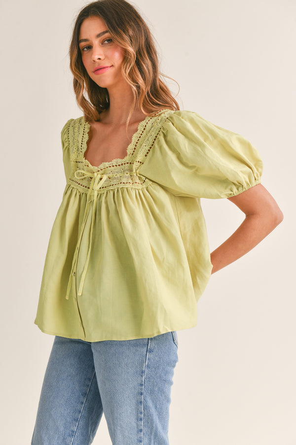MADELYN LACE SQUARE NECK TOP