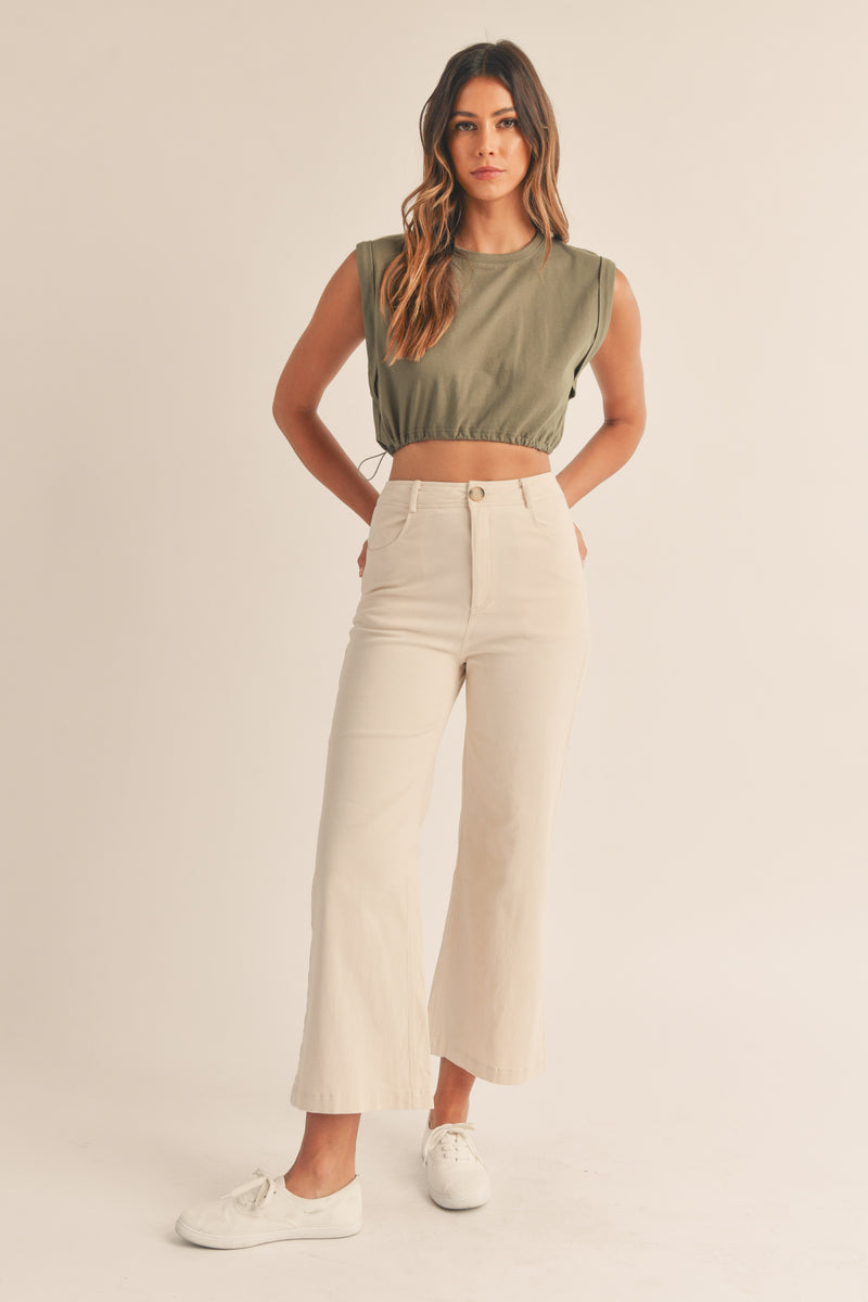 AMORET SLEEVELESS CROP TOP