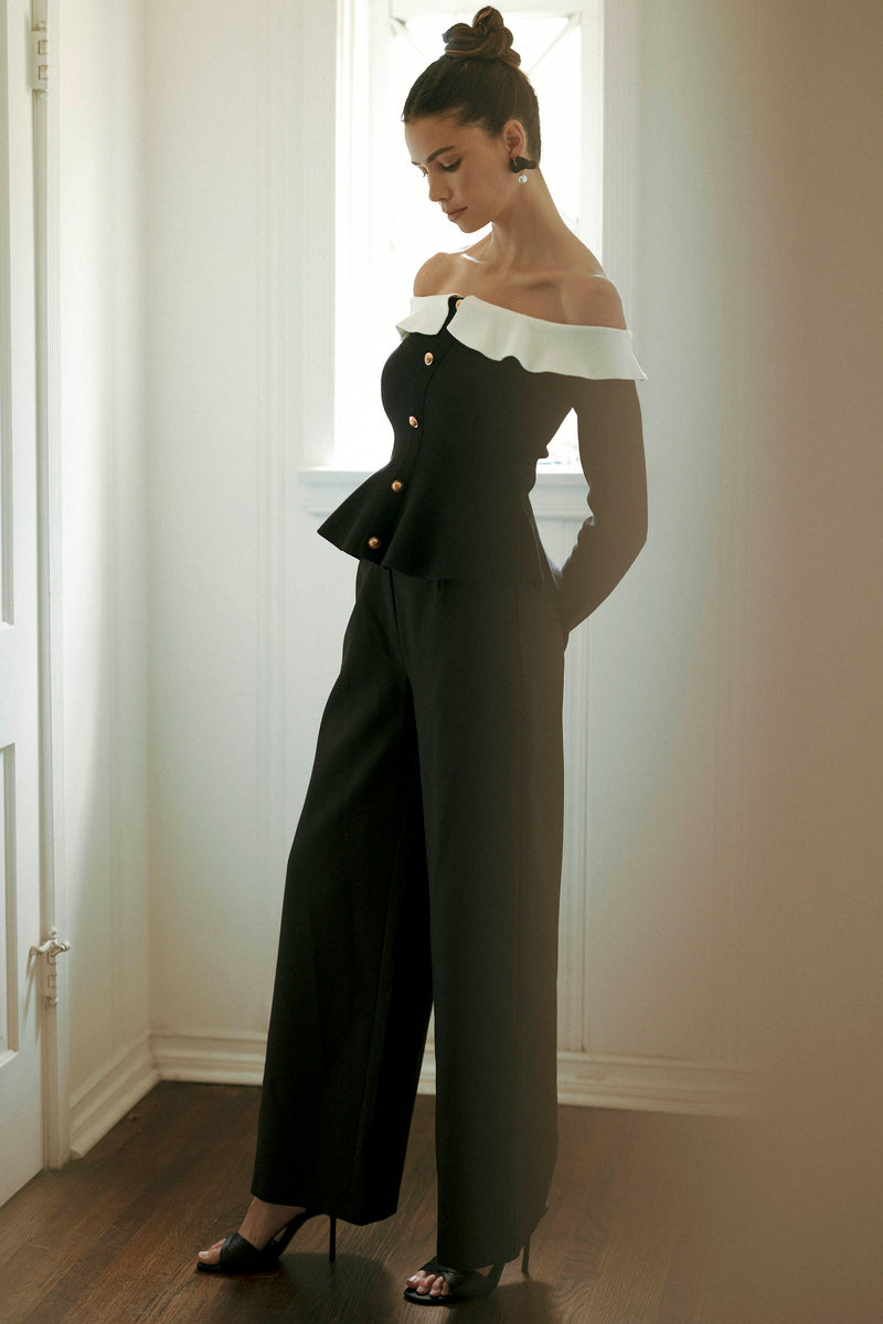 AMIYAH OFF SHOULDER KNIT TOP