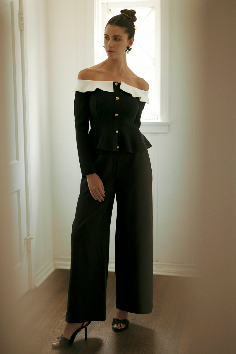 AMIYAH OFF SHOULDER KNIT TOP