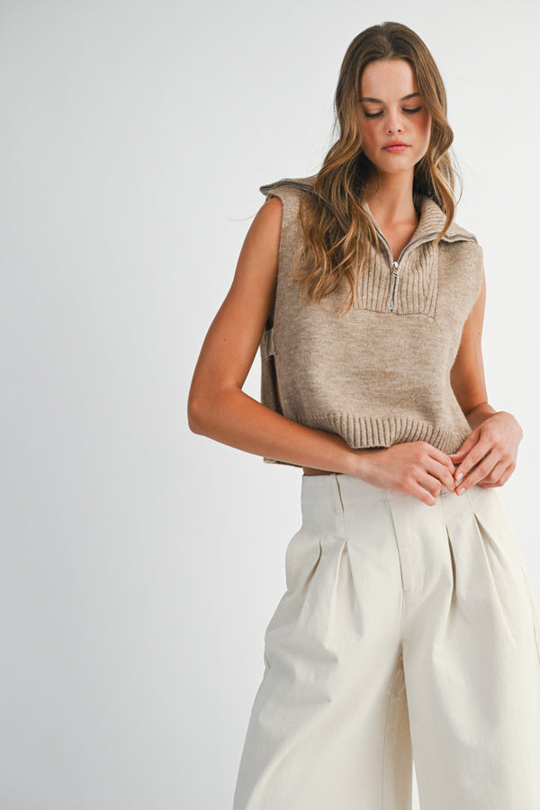 JORDIN VEST KNIT TOP WITH ZIP NECK