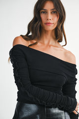 VIOLETTE OFF SHOULDER KNIT TOP