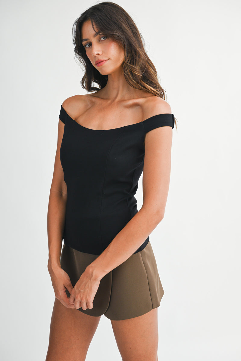 LEANNA OFF SHOULDER KNIT TOP