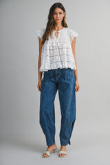 ATHENA FLOWER EMBROIDERED SHORT SLEEVES TOP
