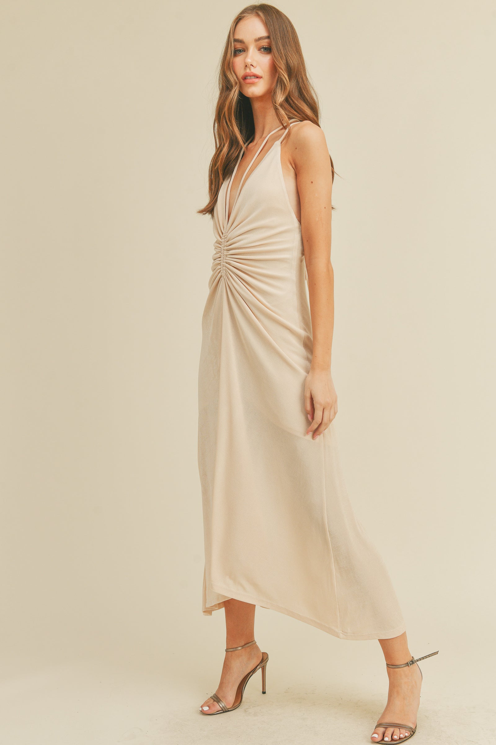 【ぎゅっぎゅ】MEDI LAMP HALTER NECK DRESS ZURI HALTER NECK LONG DRESS – Mable Clothing
